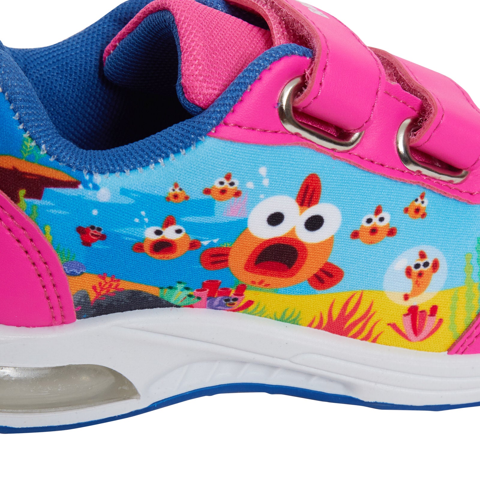 Girls Baby Shark Light Up Trainers Kids Easy Fasten Flashing Lights Sports Shoes