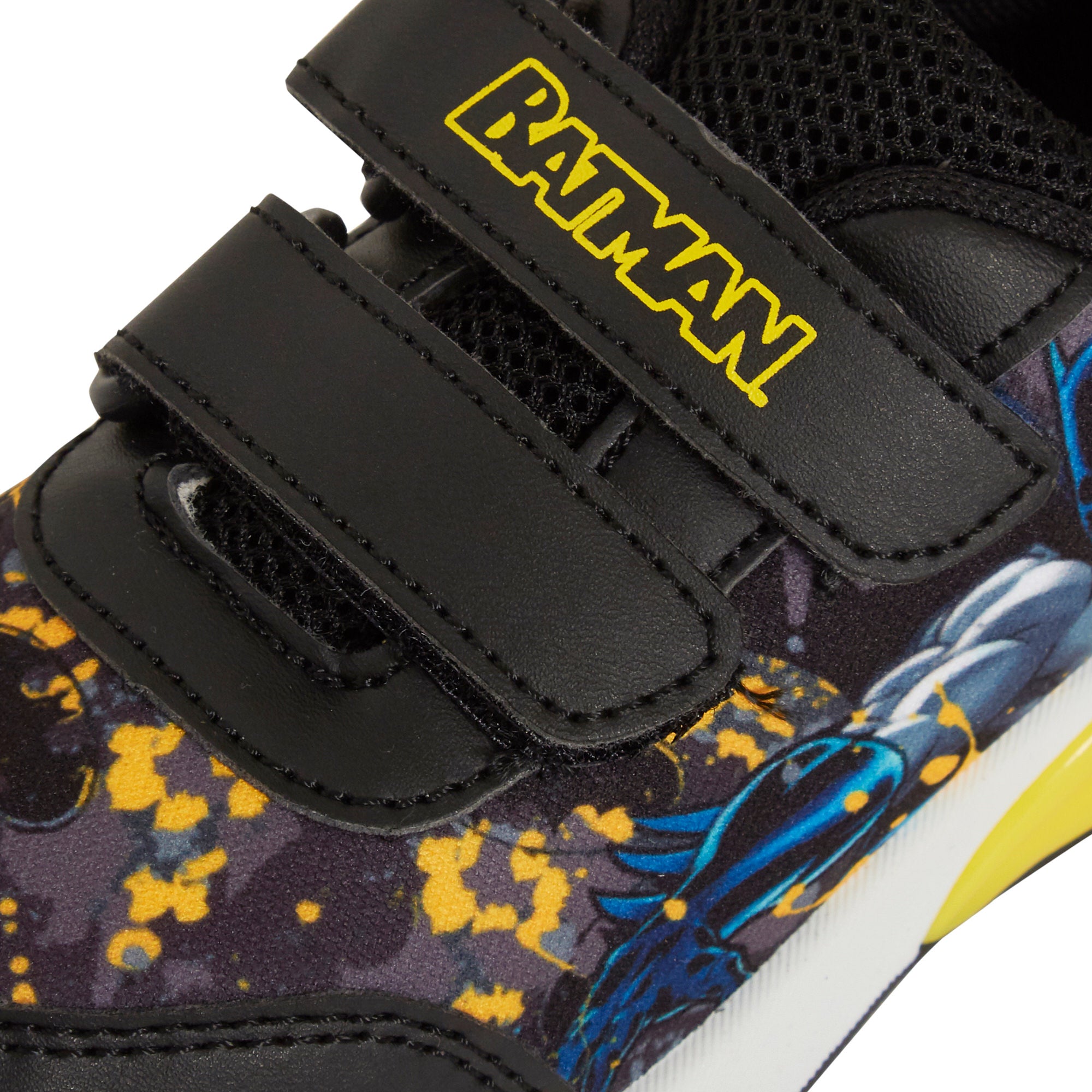 Batman Light Up Boys Trainers with Flashing Lights Kids DC Comics Skate Shoes