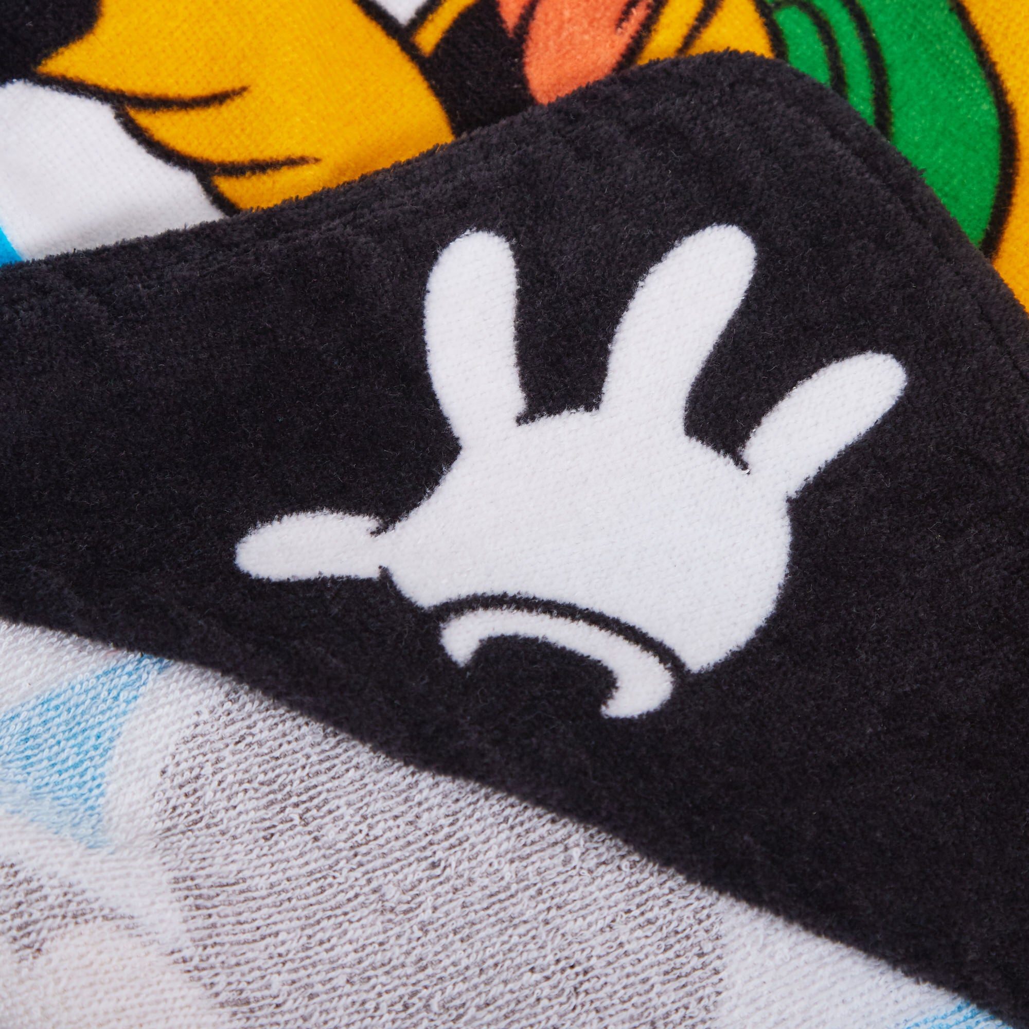 Disney Mickey Mouse Hooded Towel 3D Ears Poncho Kids Beach Towel Swimming Wrap