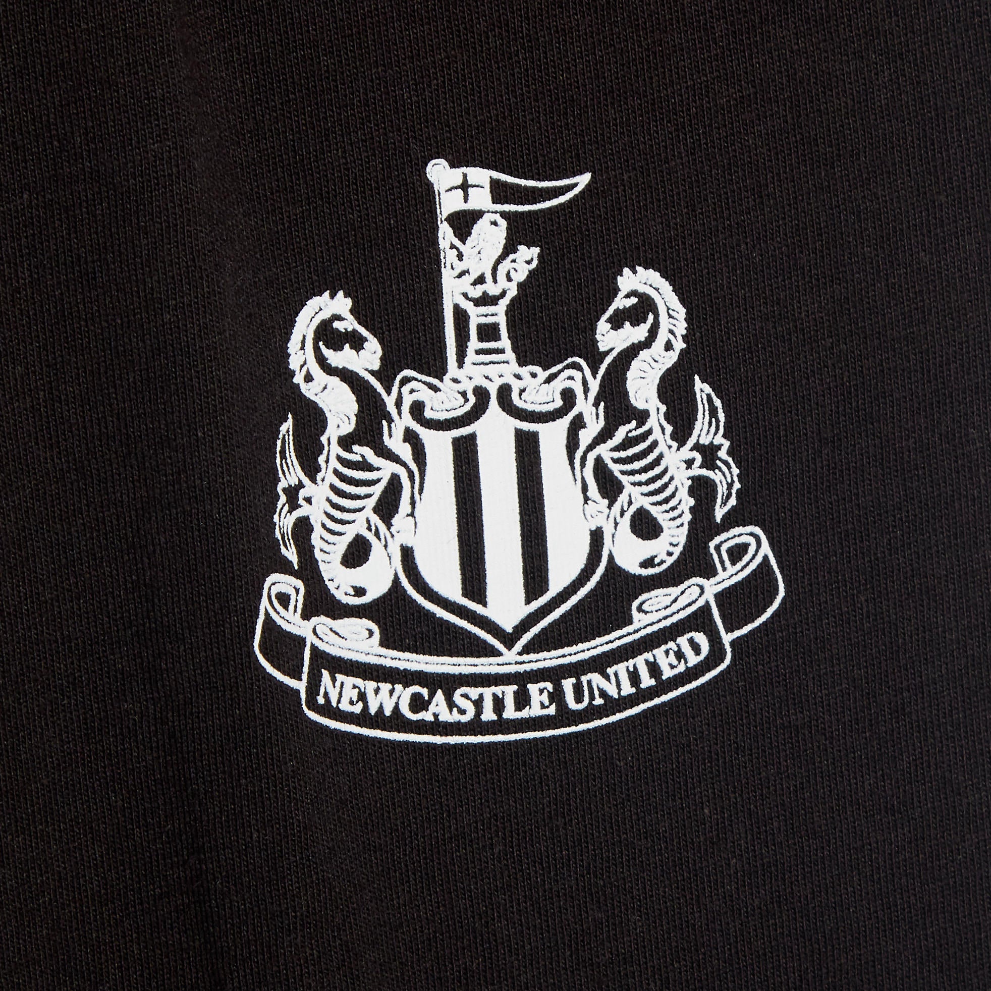 Kids Newcastle United F.C. Pyjamas + Hooded Dressing Gown3 Piece Nightwear Football Robe Pjs Set